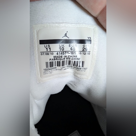 Size 11 - Air Jordan 13 Retro 2010 Cherry - Picture 6 of 8